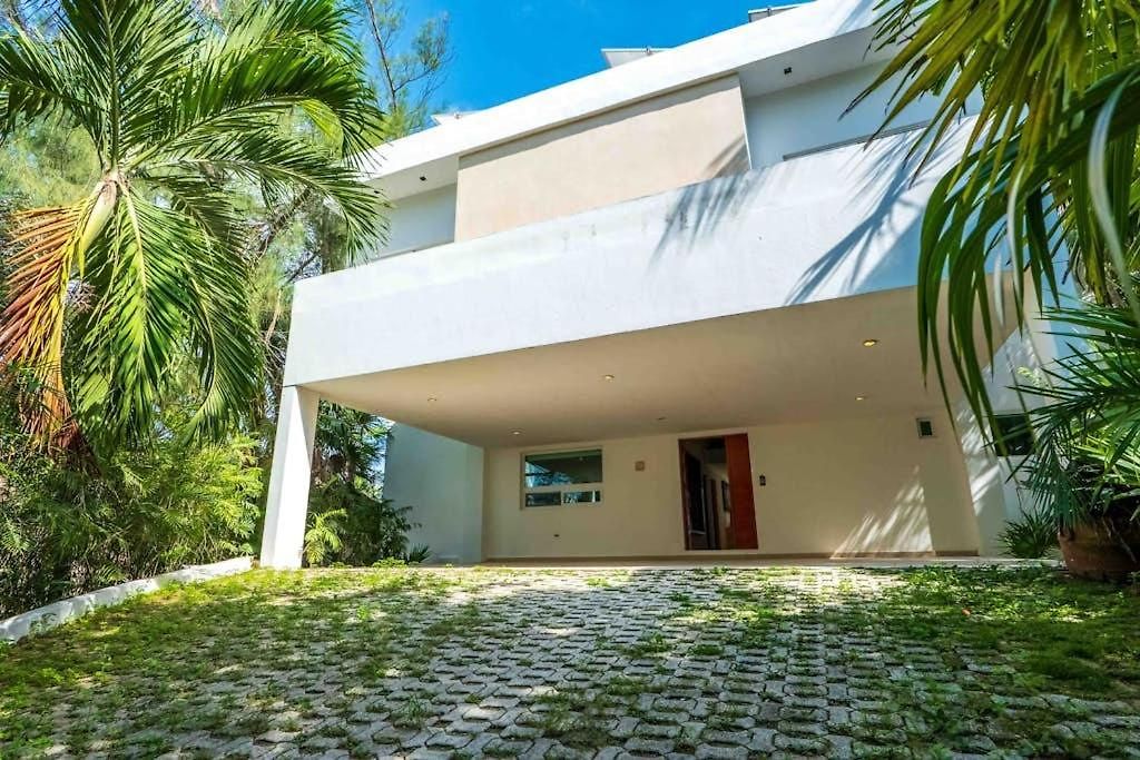 Beachfront Paradise With Private Pool Ocean View Full Kitchen & Shaded Patio - Mandala
