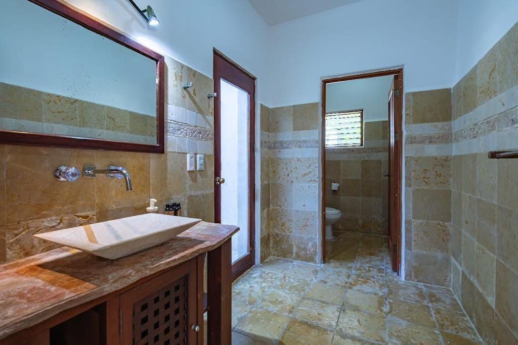 Beachfront With Private Pool Access Balcony With Ocean Views Patio - Belleza Holiday home *