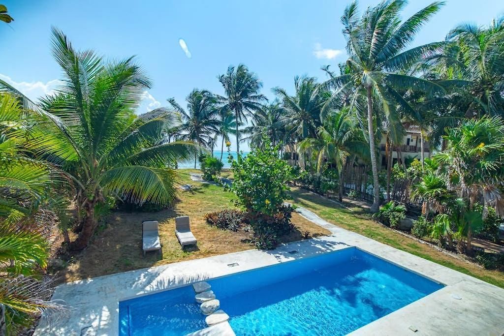 Beachfront With Private Pool Access Balcony With Ocean Views Patio - Belleza Holiday home *