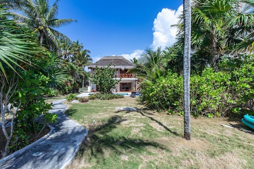Beachfront With Private Pool Access Balcony With Ocean Views Patio - Belleza Tulum