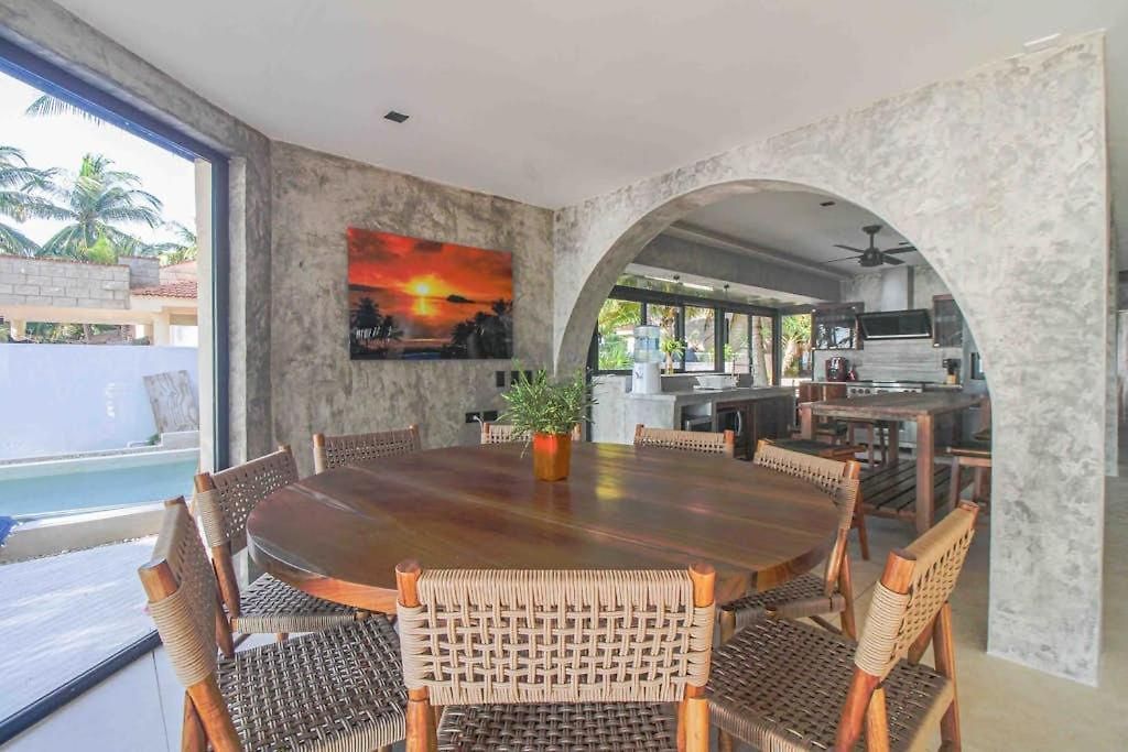 Holiday home Beachfront With Private Heated Pool Jacuzzi Sauna Ocean Views & Ac - 7th Heaven