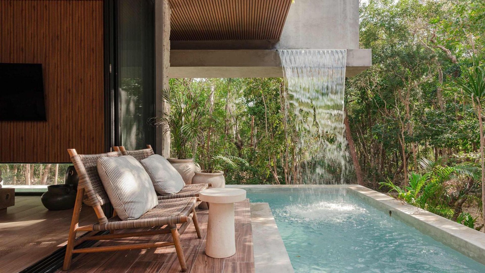Luxury Private With 2 Pools & Jacuzzi Holiday home