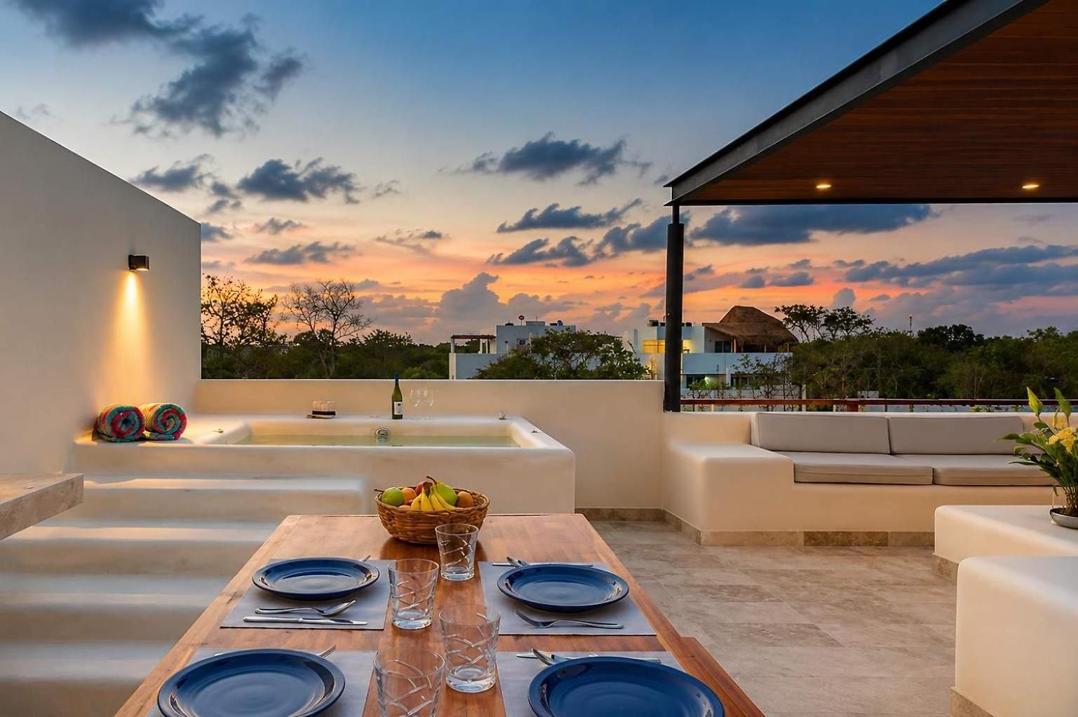 Penthouse 3br Only 1 Mile From Apartment Tulum