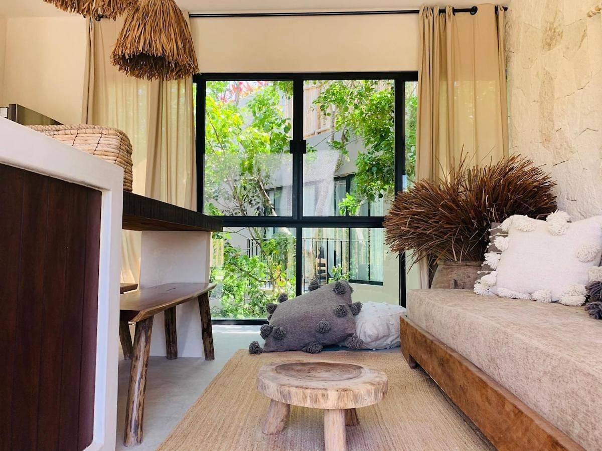 1 Bed Private Balcony Great Location Apartment