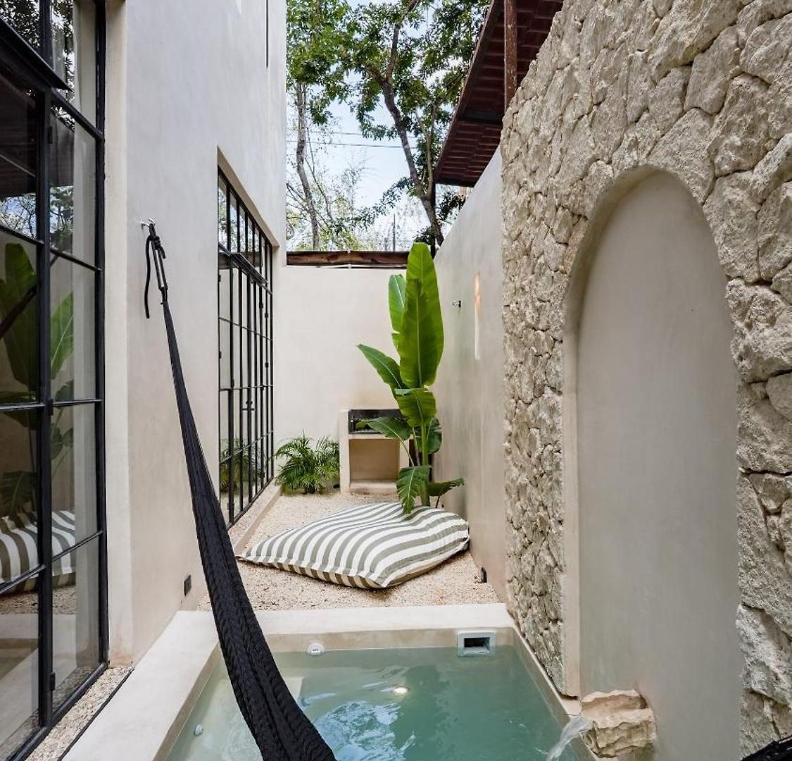 Bohemian 2br Boutique With Private Pool *