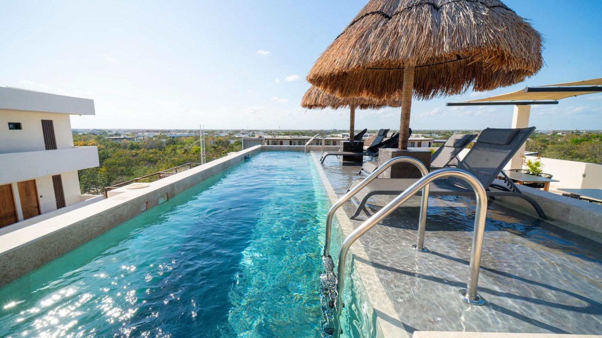 Modern Loft, Private Pool And Gym Intulum *