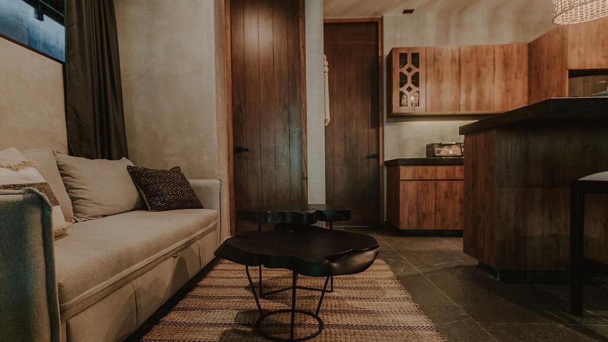 Apartment Private Jungle 1br Retreat & Fast Wi-fi