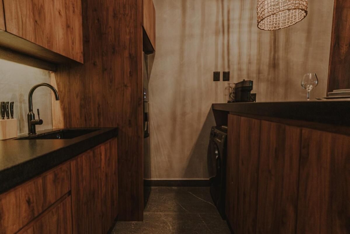 Apartment Private Jungle 1br Retreat & Fast Wi-fi