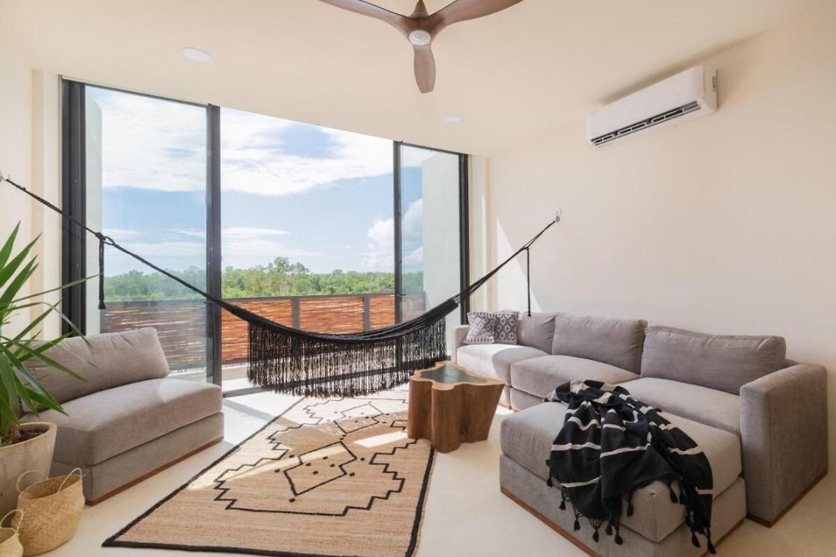 Luxury 2br Private Rooftop Pool Apartment