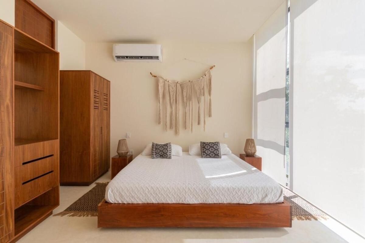 Luxury 2br Private Rooftop Pool *