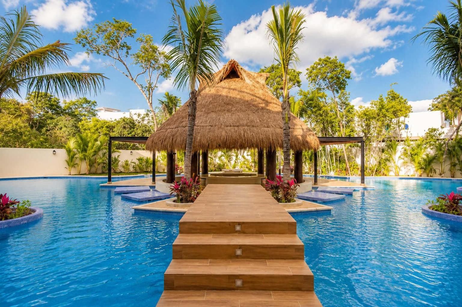 Penthouse 3br Only 1 Mile From * Tulum