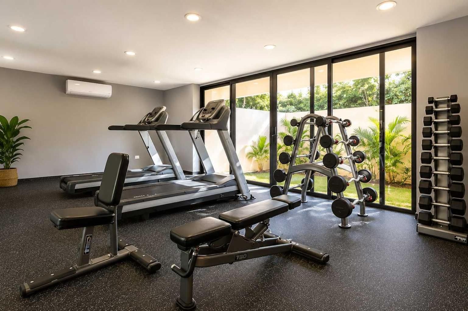 Penthouse 3br Only 1 Mile From