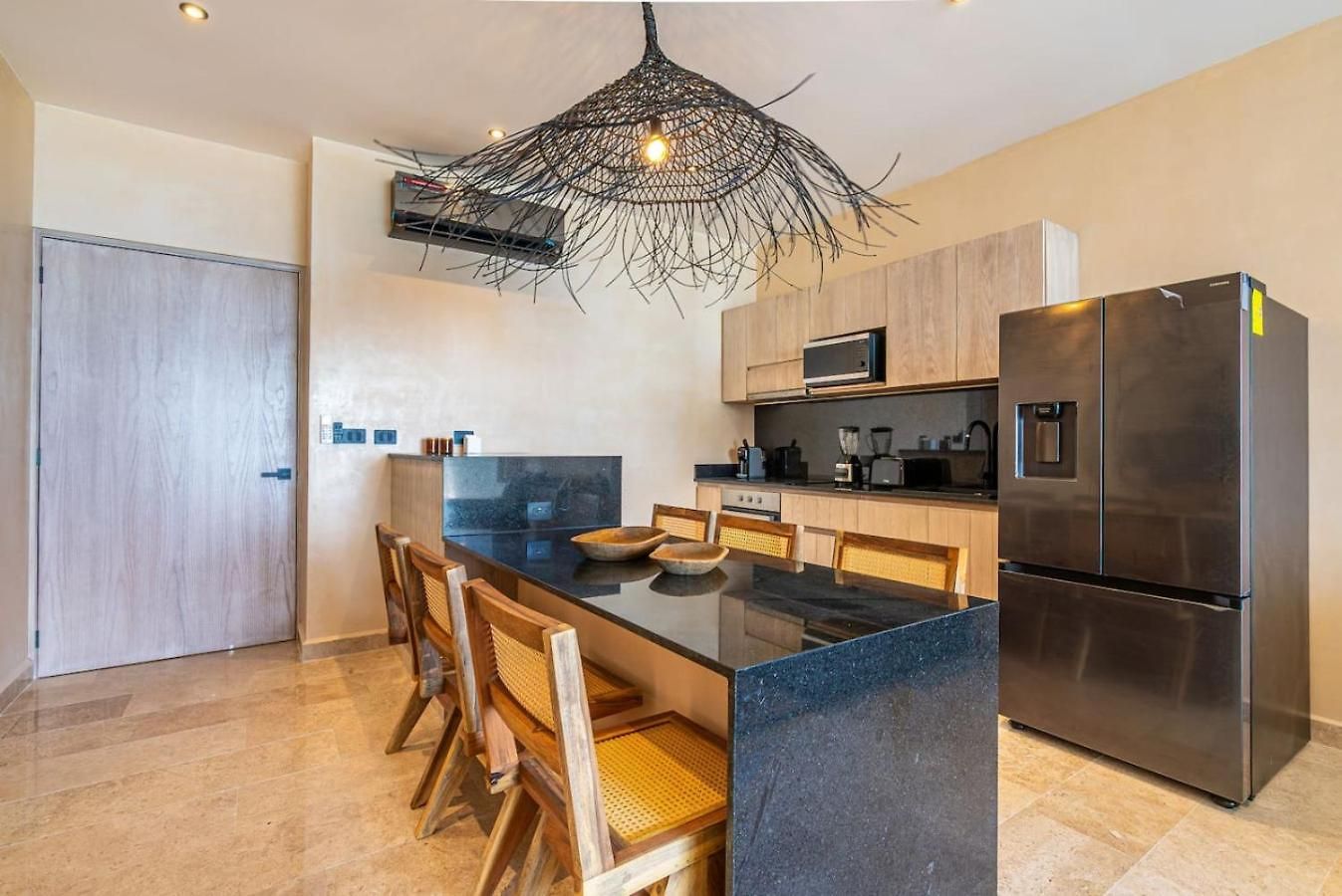 Apartment Luxury Beachfront 3br *