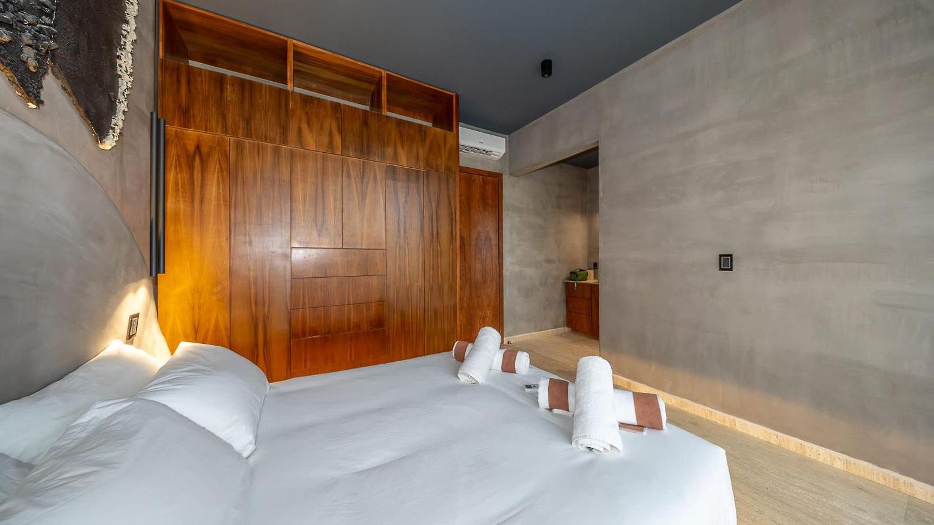 Oceanfront Luxury 3br In Tankah With Private Apartment