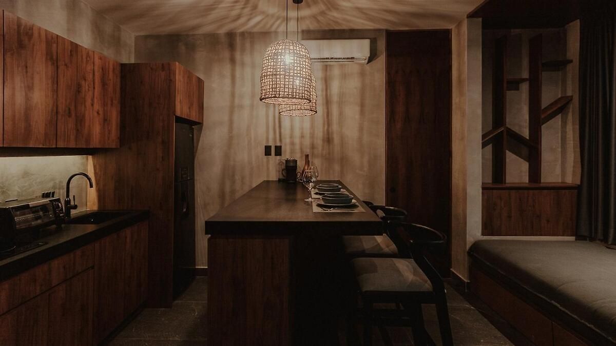Private Jungle 1br Retreat & Fast Wi-fi Apartment *