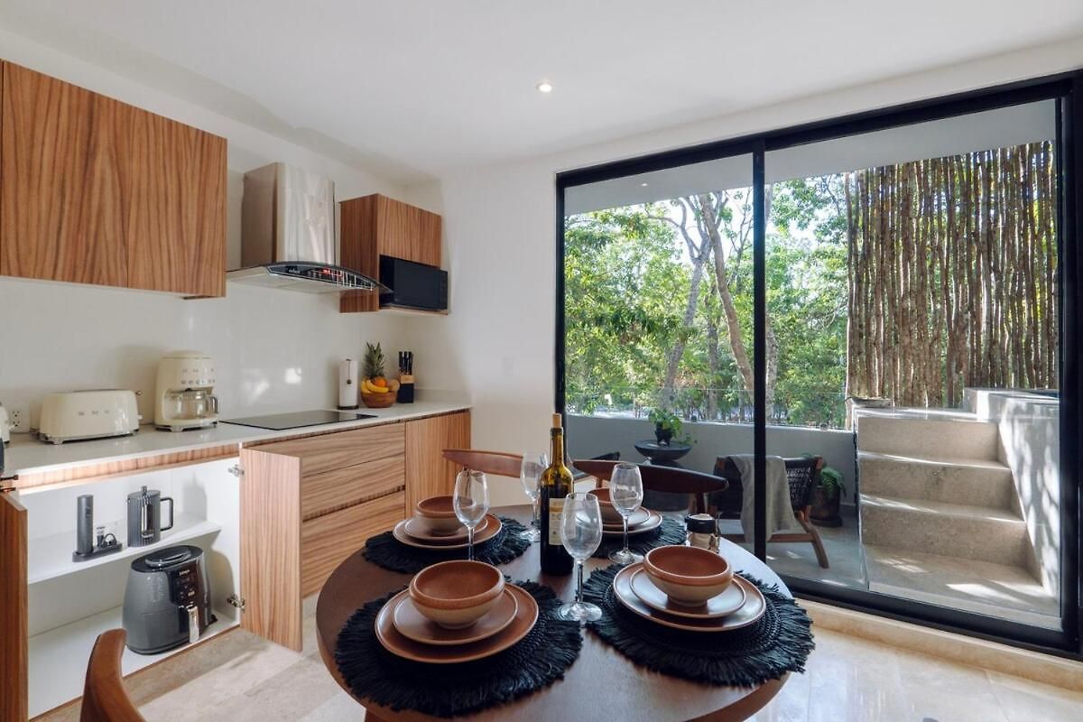 Apartment #teamotulum Jungle Escape In