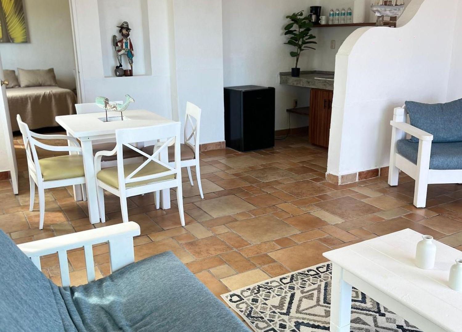 Beachfront In Apartment
