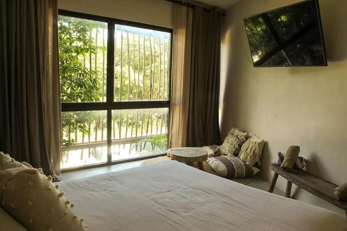 1 Bed Private Balcony Apartment