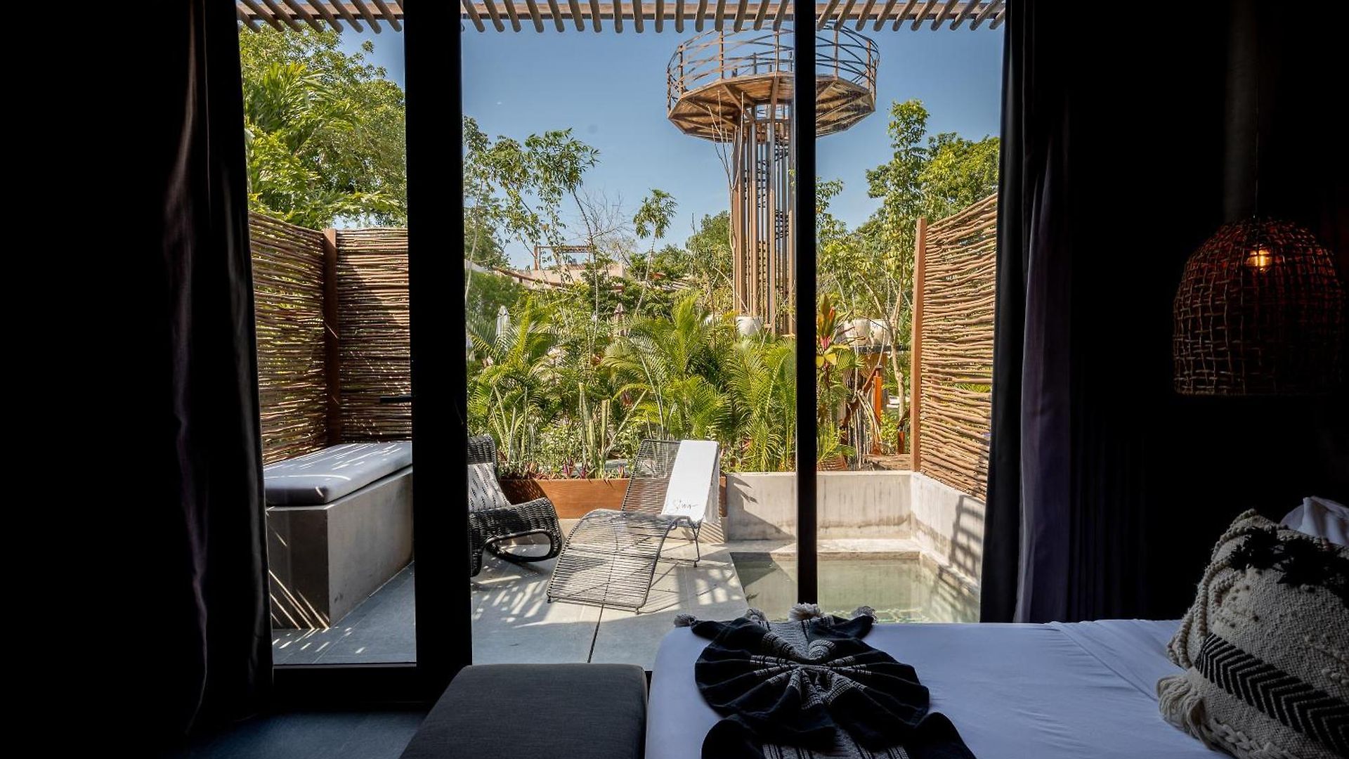 Nomad Humans Residences