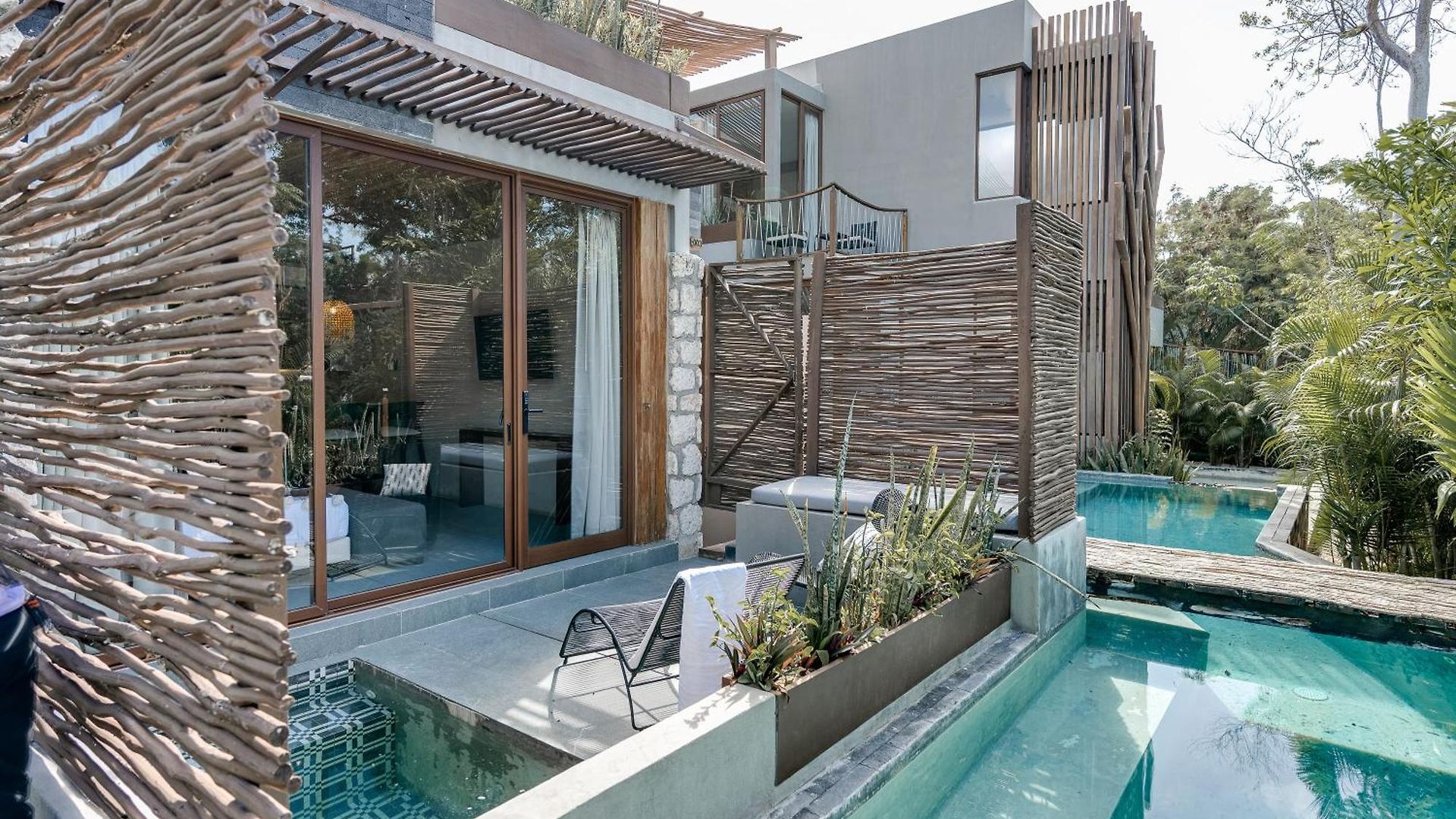 Nomad Humans Residences *