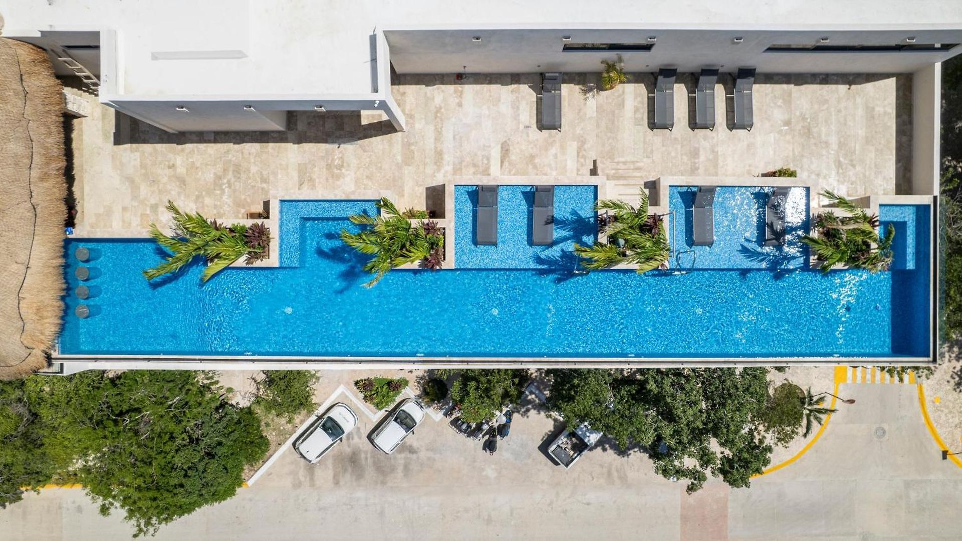 Infinity Pool Rooftop Luxury Aldea Zama Apartment