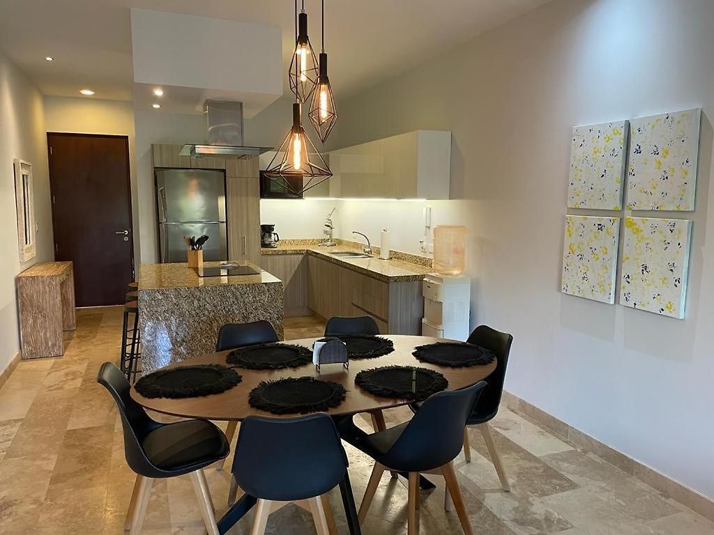 Penthouse 3br Only 1 Mile From Apartment Tulum
