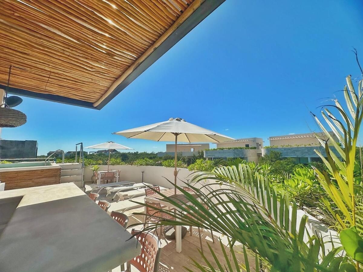 New Jungle Retreat 1br2ba Garden Private Pool Apartment *