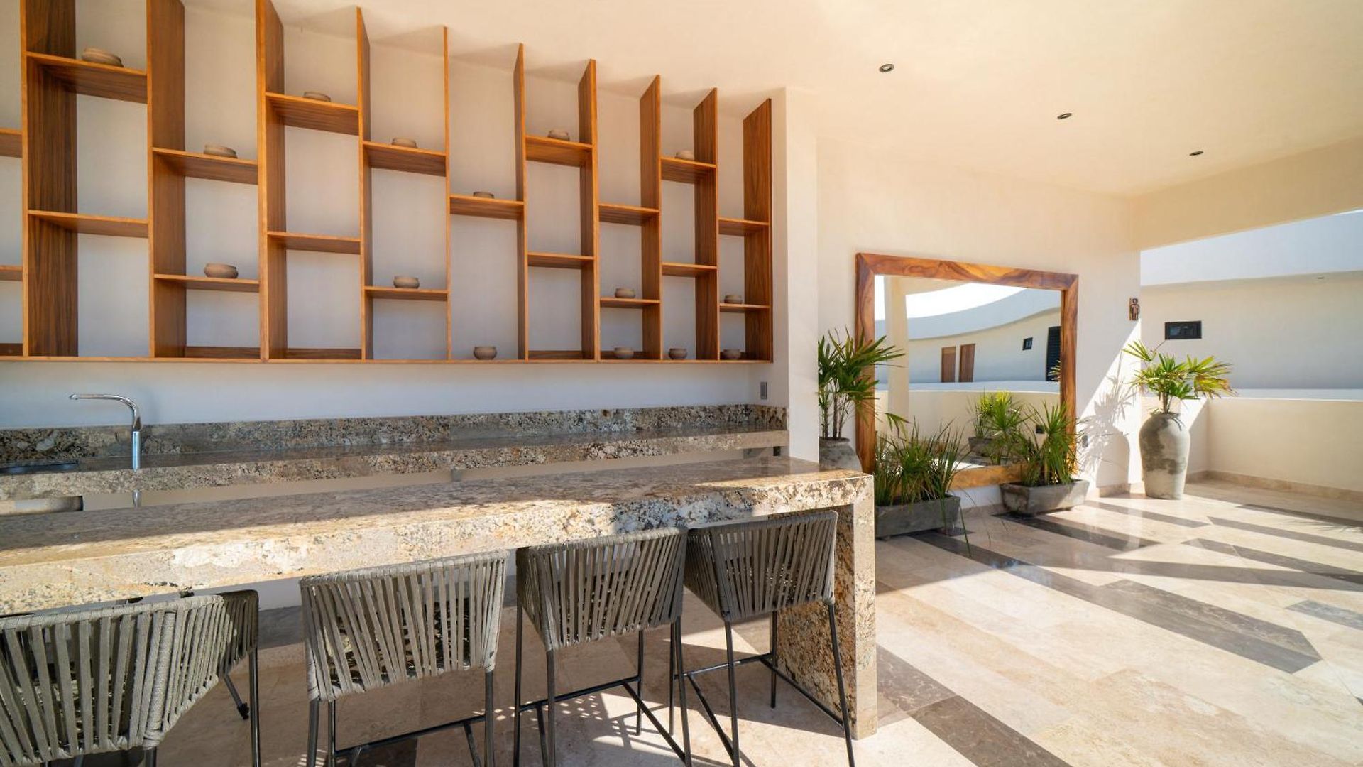 Modern Loft, Private Pool And Gym Intulum *