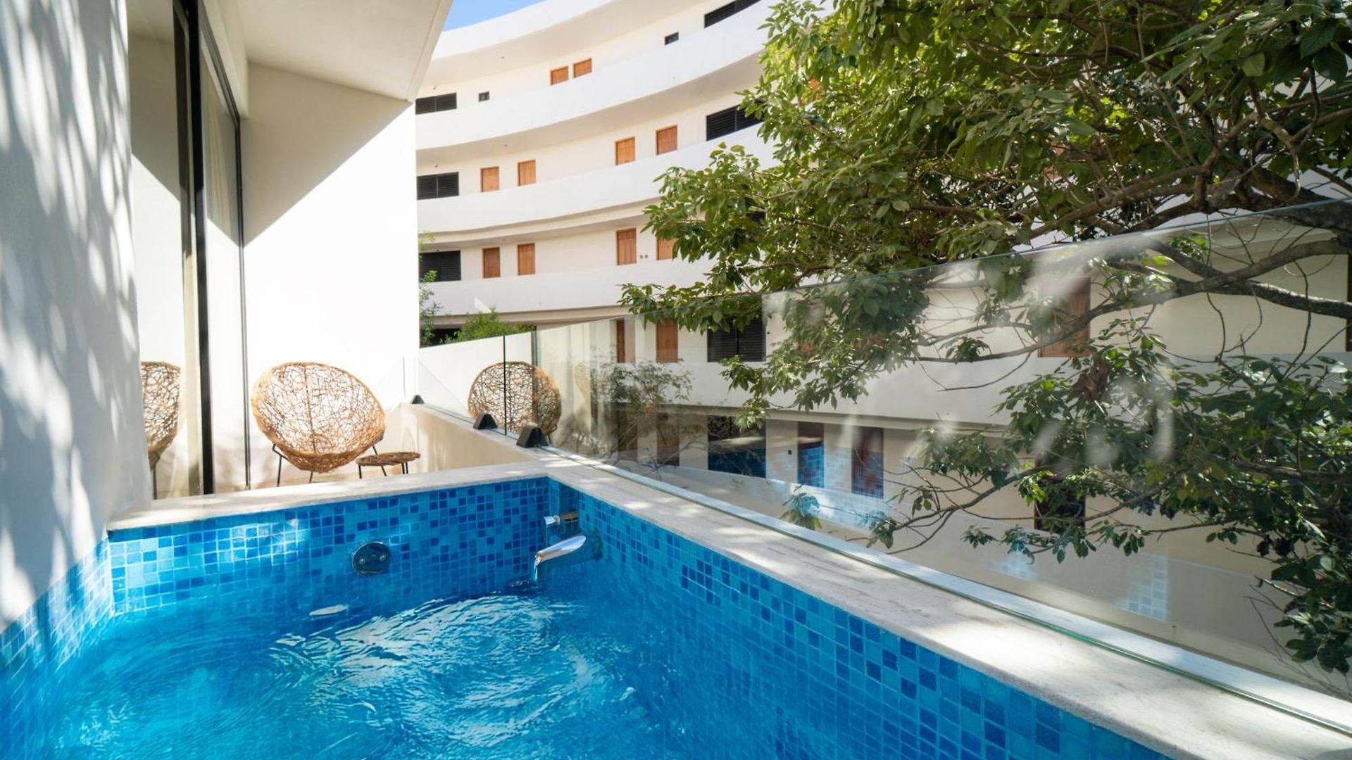 Modern Loft, Private Pool And Gym Intulum *