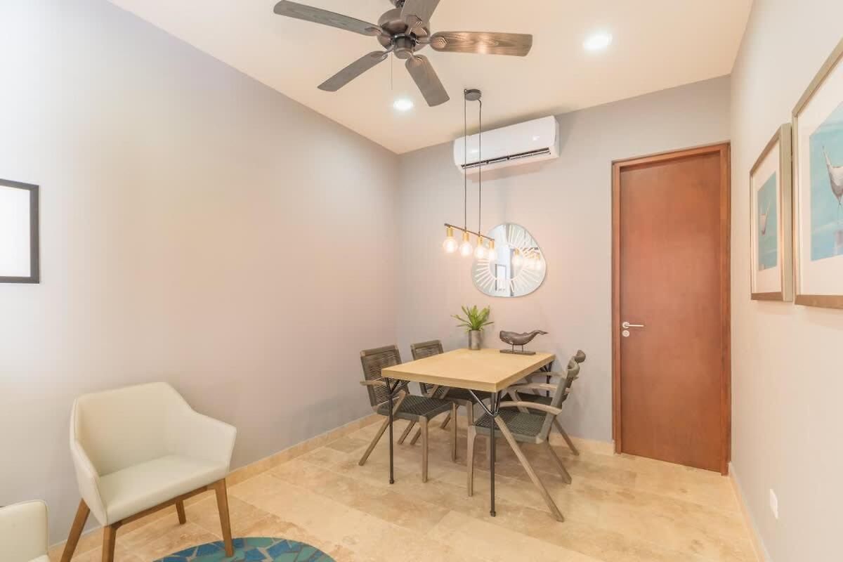 Penthouse 3br Only 1 Mile From Apartment Tulum