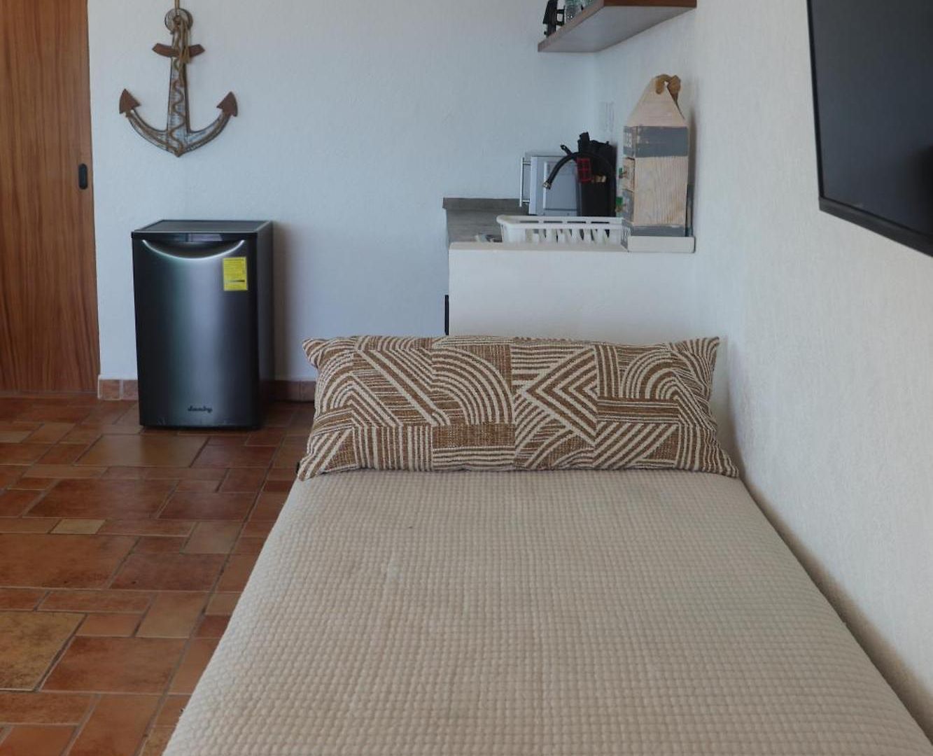 Beachfront In Apartment *