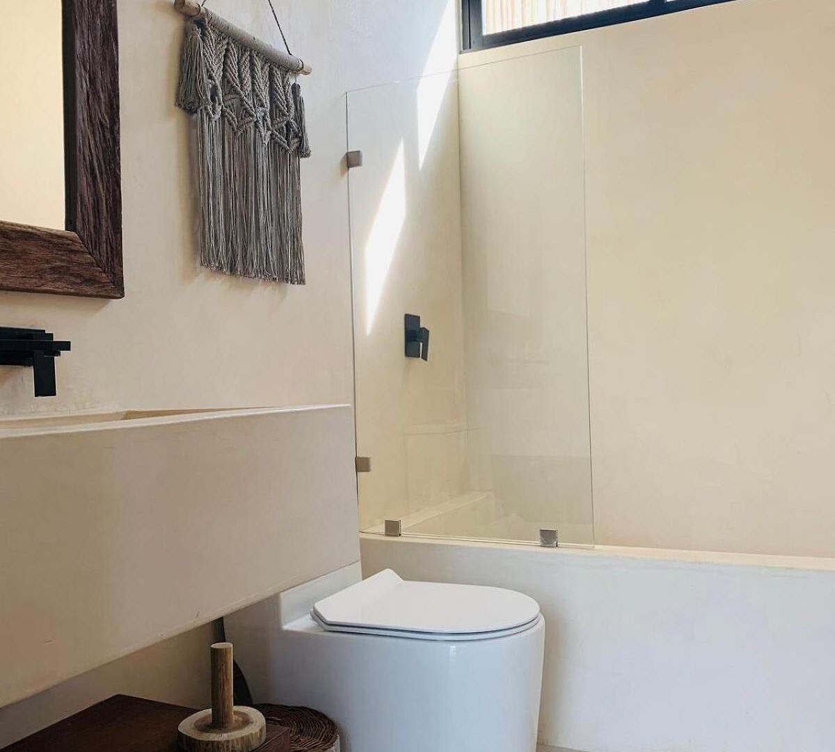 Modern Retreat Rooftop Pool Apartment Tulum