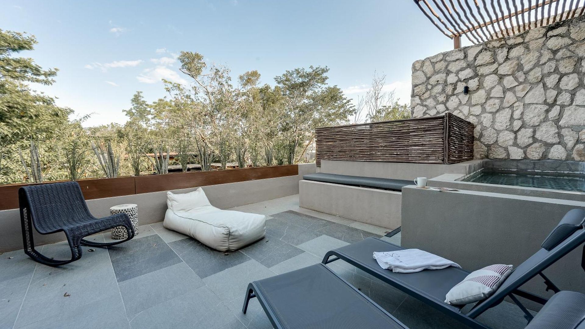 Nomad Humans Residences Apartment *