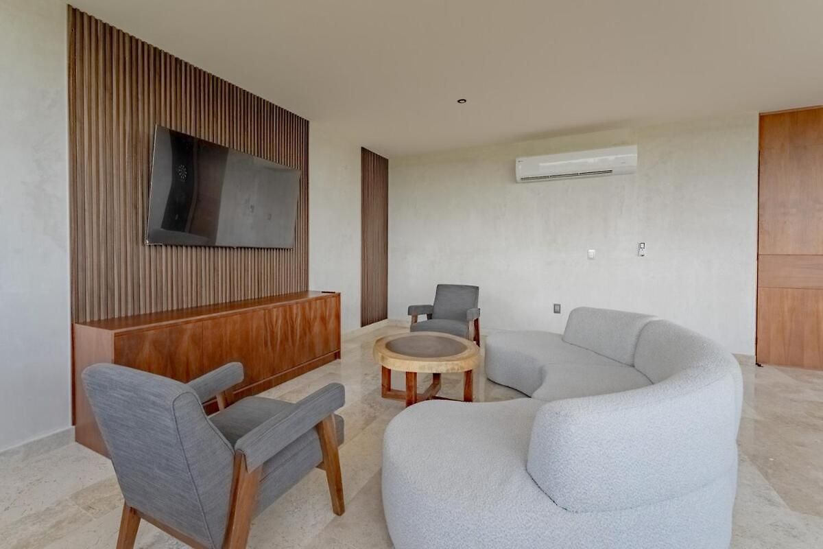 Tropical Penthouse 2br And Jacuzzi * Tulum