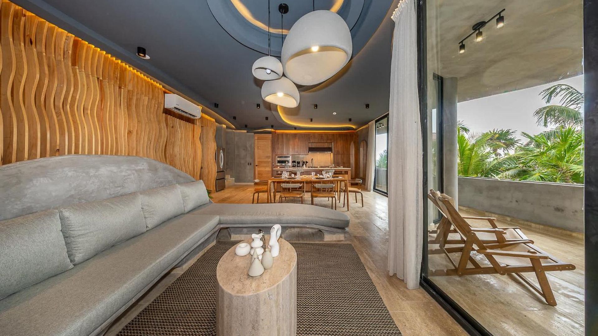 Oceanfront 4br Duplex In Maiim Tankah With Pool , & Gym *