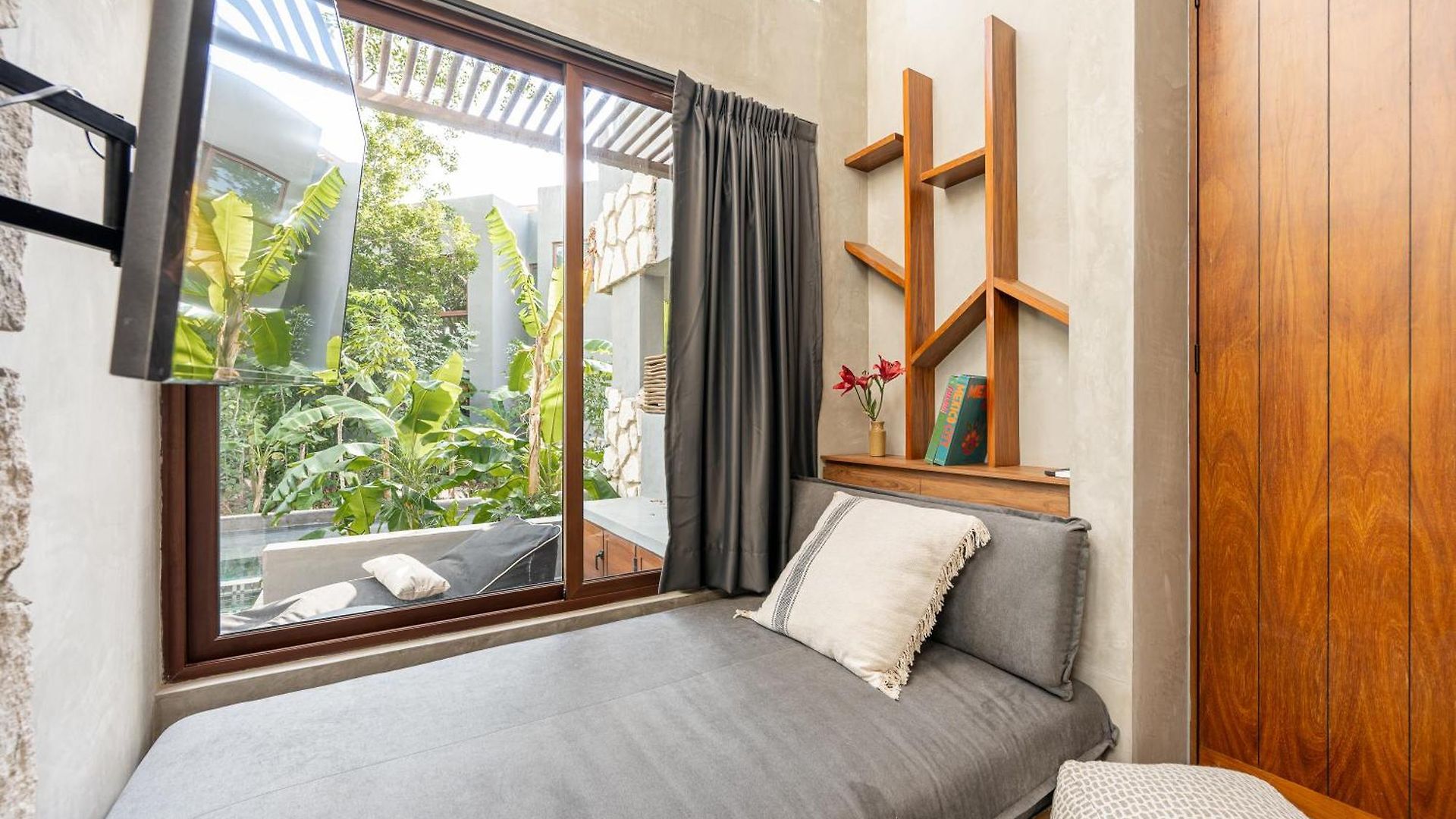 Nomad Humans Residences Apartment