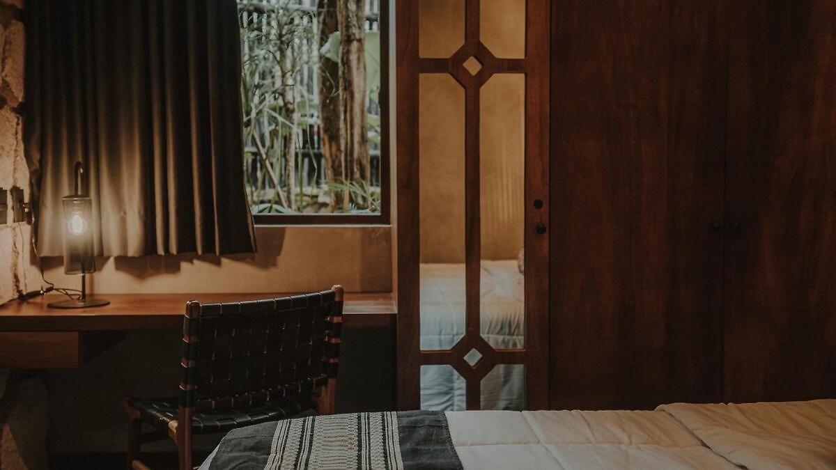 Private Jungle 1br Retreat & Fast Wi-fi Apartment *