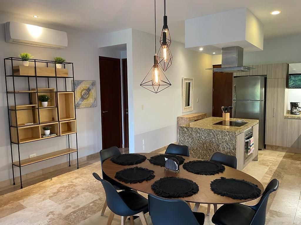 Penthouse 3br Only 1 Mile From Tulum