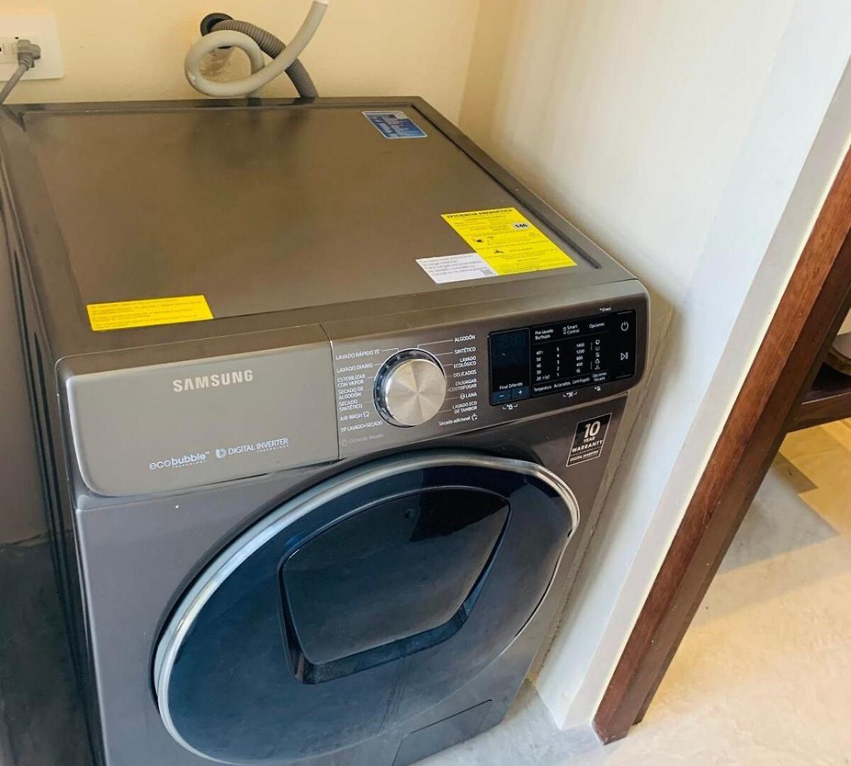 1 Bed Private Balcony Great Location Apartment