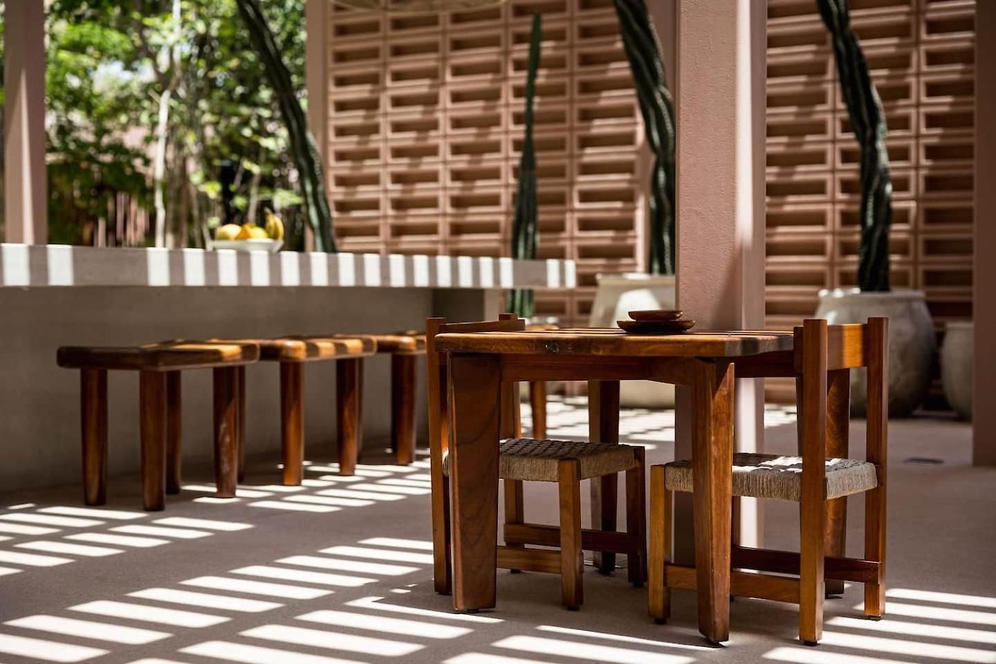 Chic Wrestaurant, Yoga, Coworking Areas