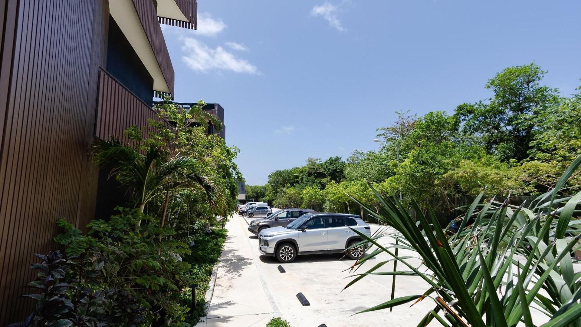 Private Jacuzzi In Zone - Sea View Rooftop Pools &