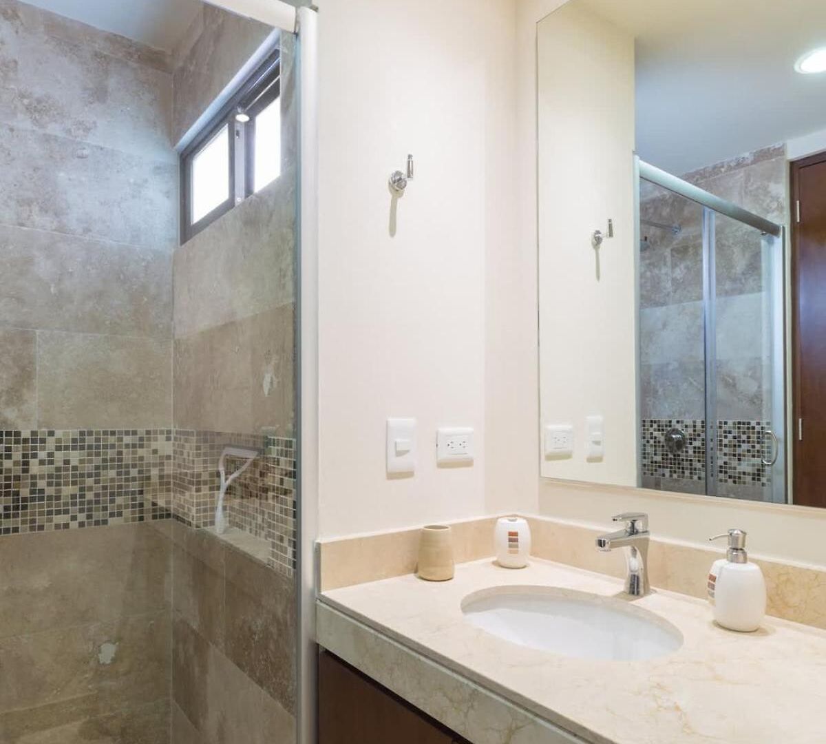 Penthouse 3br Only 1 Mile From Tulum