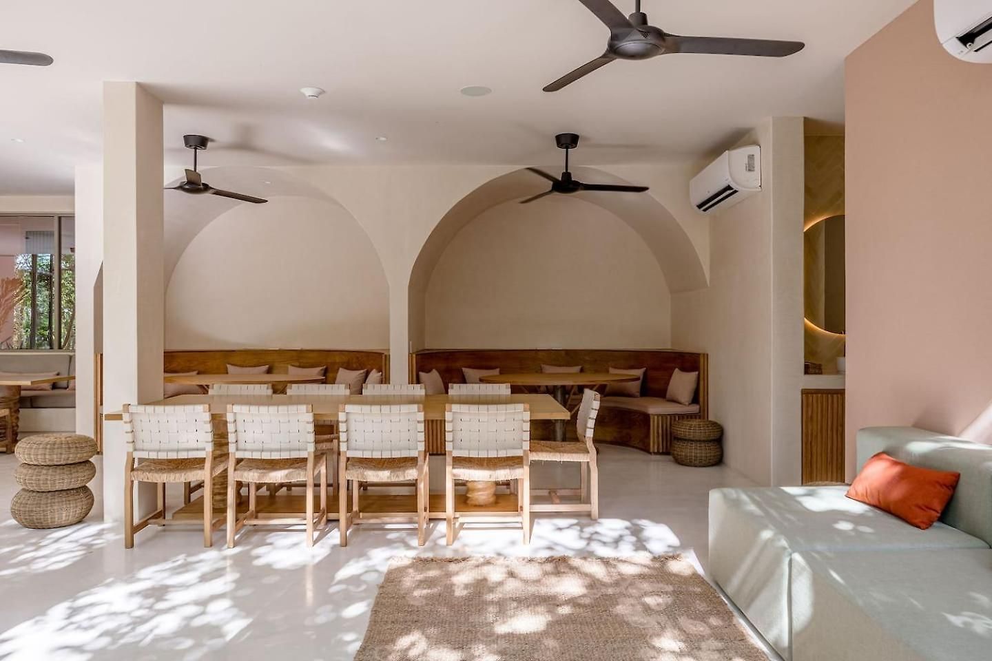 Chic Wrestaurant, Yoga, Coworking Areas *