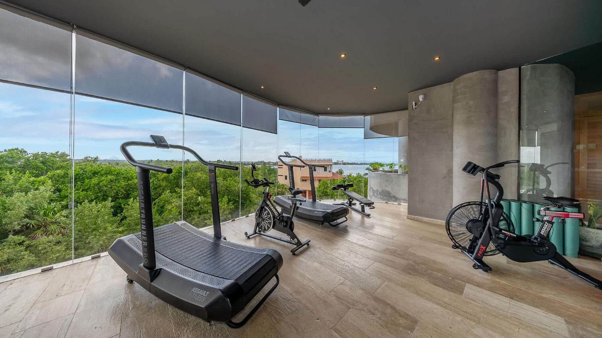 Oceanfront 4br Duplex In Maiim Tankah With Pool , & Gym Apartment Tulum