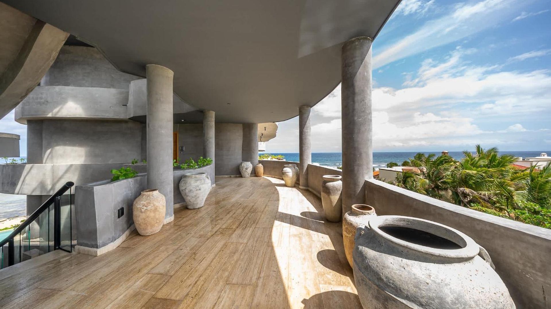 Apartment Oceanfront 4br Duplex In Maiim Tankah With Pool , & Gym Tulum