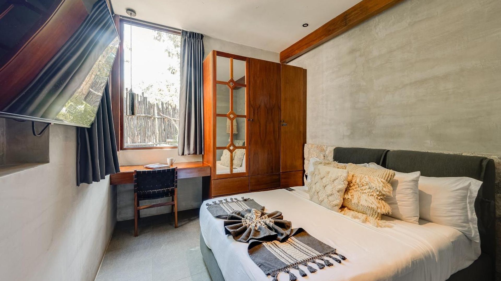 Nomad Humans Residences