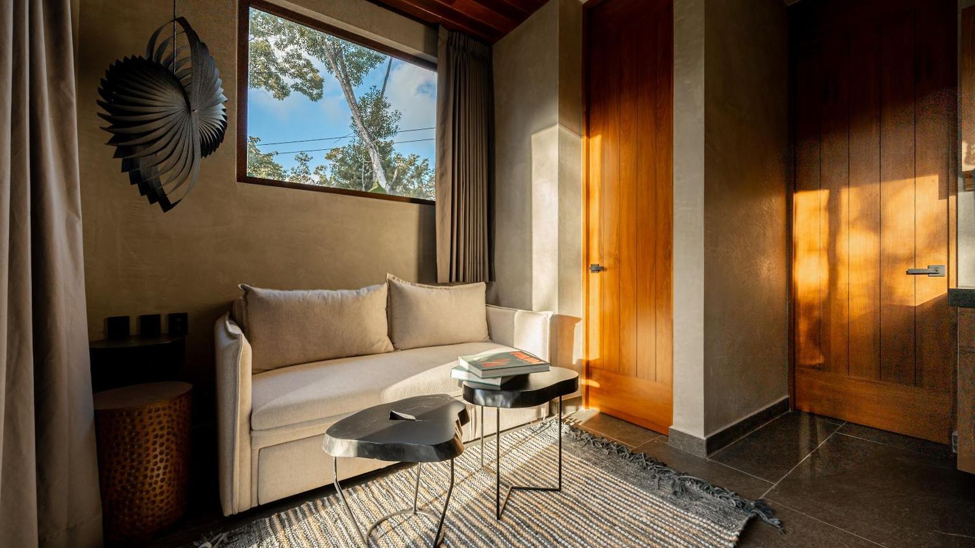 Nomad Humans Residences *