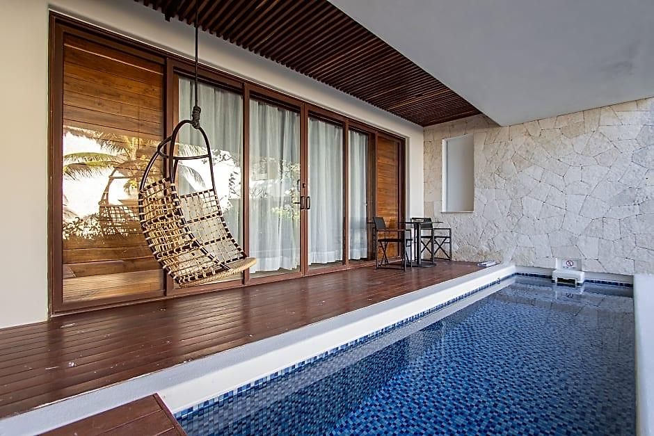 Hotel Tago By G