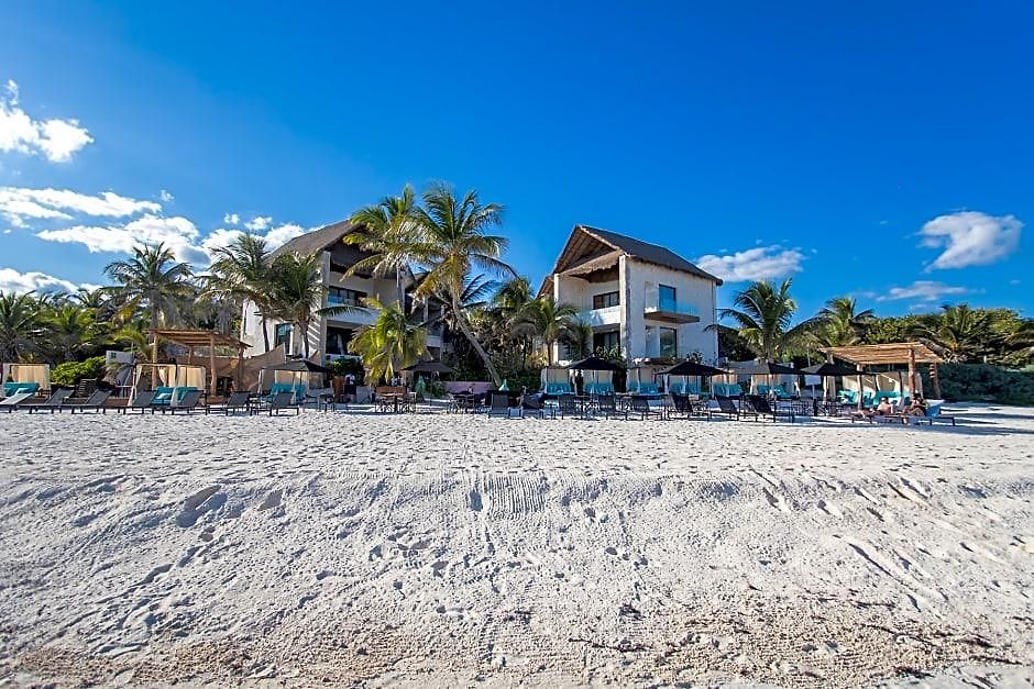 Hotel Tago By G
