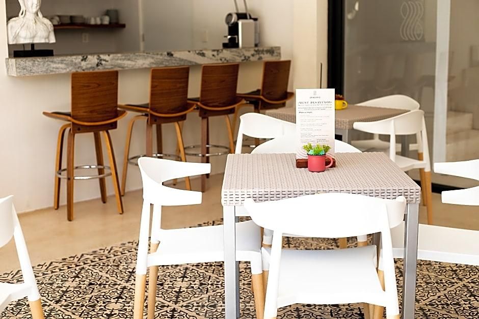 Hotel Zendero 4*